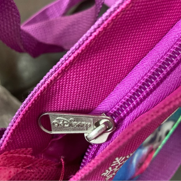 Disney Frozen Elsa Olaf & Anna Pink Passport/Cross-body/Purse/Handbag - Picture 3 of 5